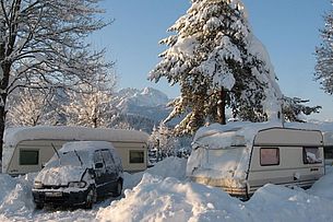 [Translate to Niederländisch:] Wintercamping in der Nähe vom größten Skigebiet Kärntens - dem Nassfeld